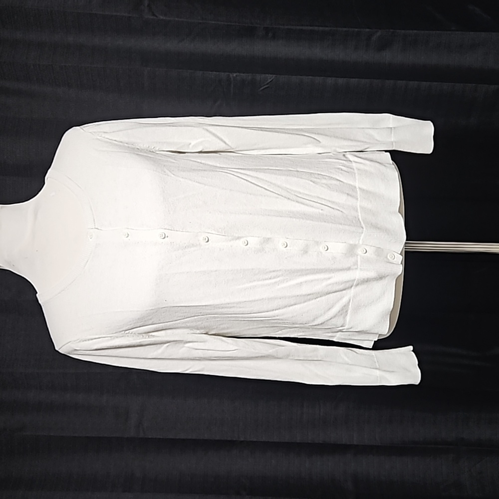 Old navy classic white cardigan